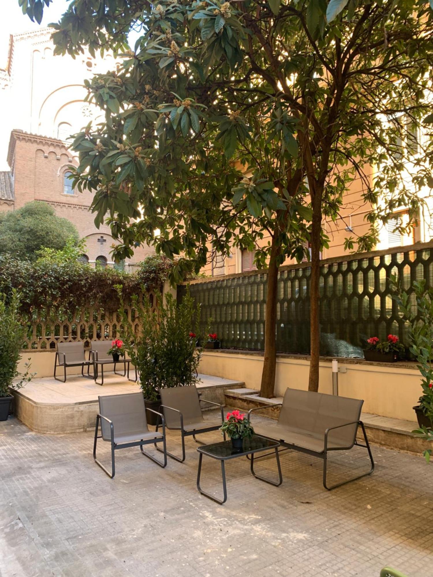 Apartment Fino A 17 Persone In Centro A 17 Minuti A Piedi Da Piazza Di Spagna