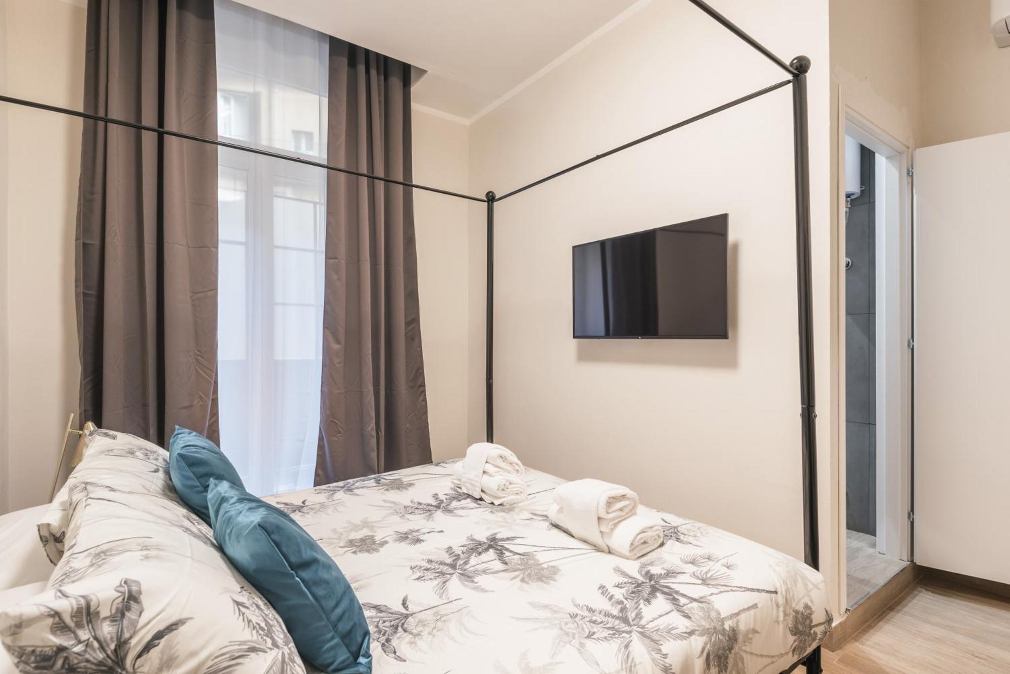 Apartment Fino A 17 Persone In Centro A 17 Minuti A Piedi Da Piazza Di Spagna Rome